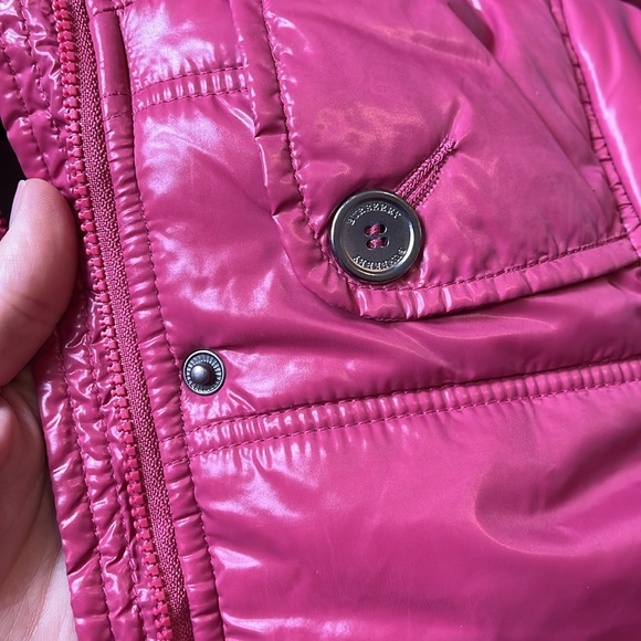 BNWT Girl’s Burberry Puffer Jacket - Picture 11 of 12